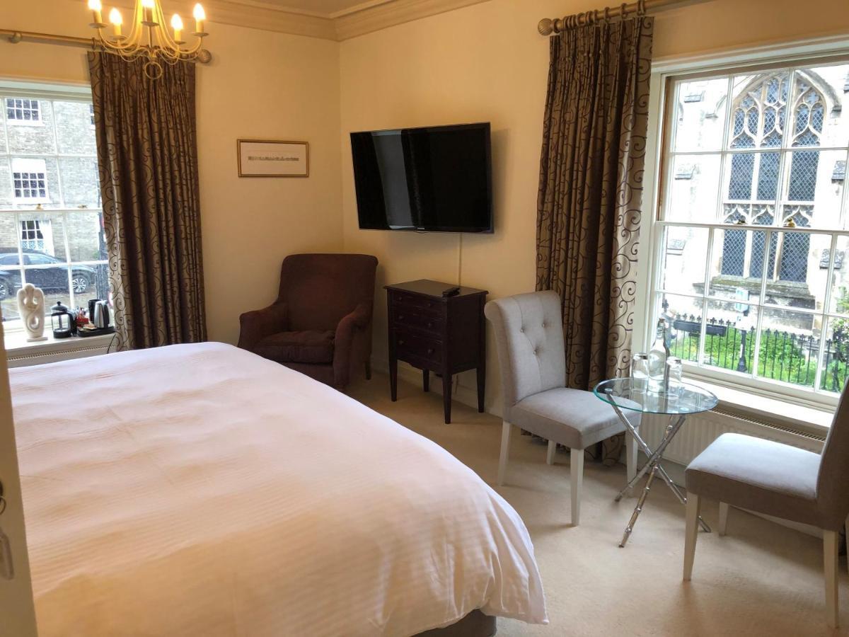 Crownplace Bury St. Edmunds Extérieur photo