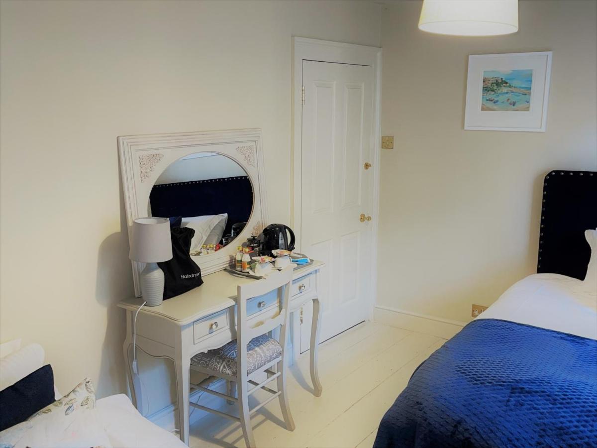 Crownplace Bury St. Edmunds Extérieur photo