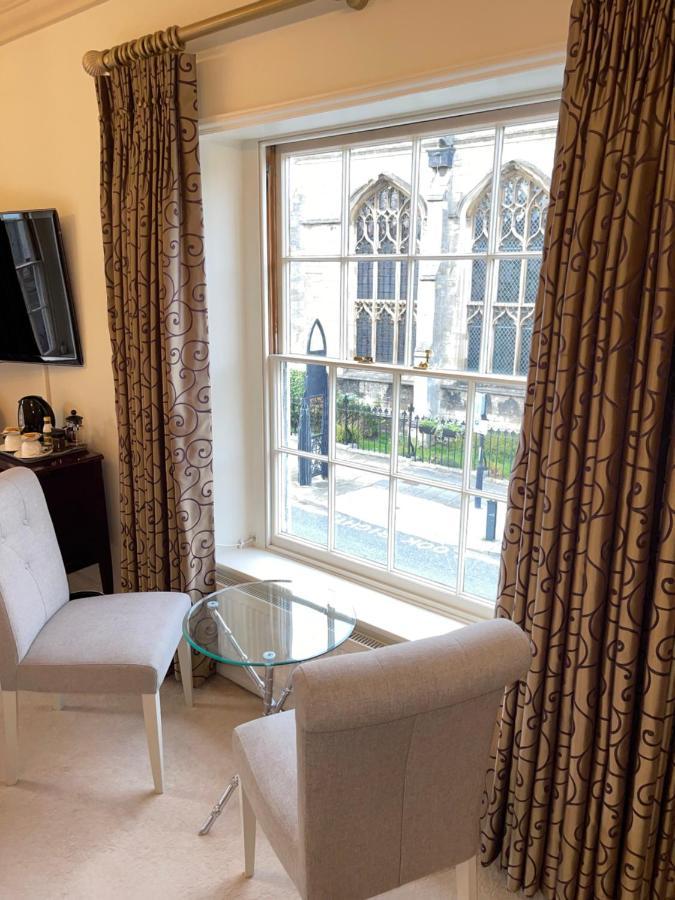 Crownplace Bury St. Edmunds Extérieur photo